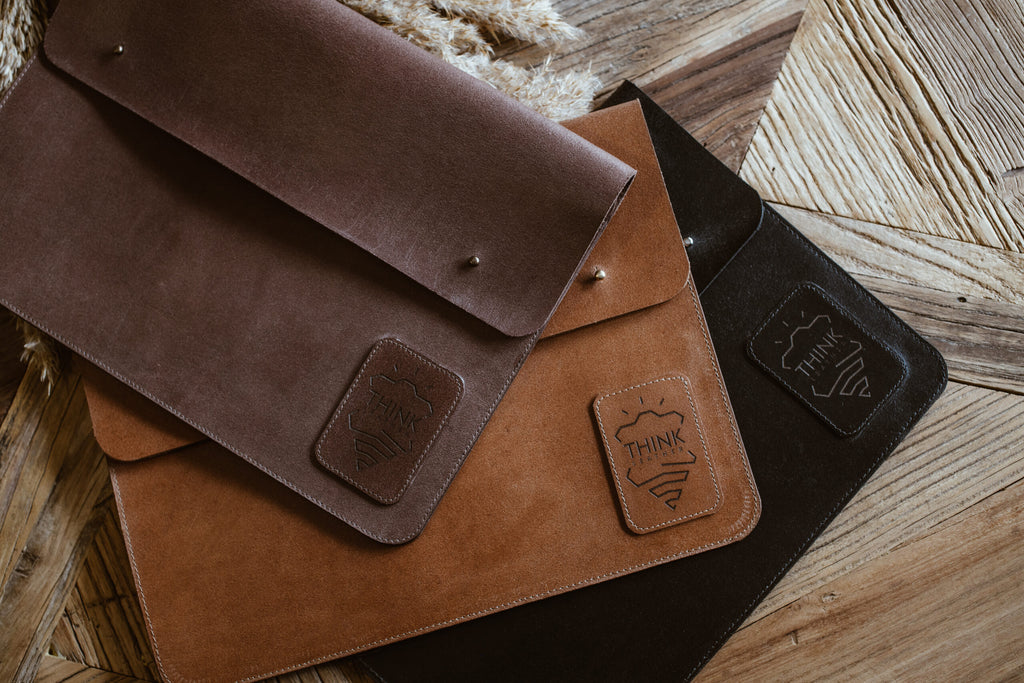 COVER MACBOOK 13" with a flap dark brown-2